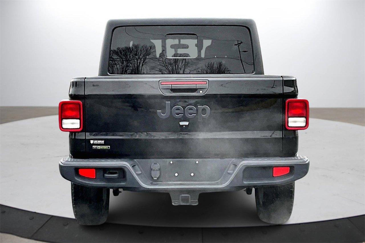 Certified 2022 Jeep Gladiator Sport image 8