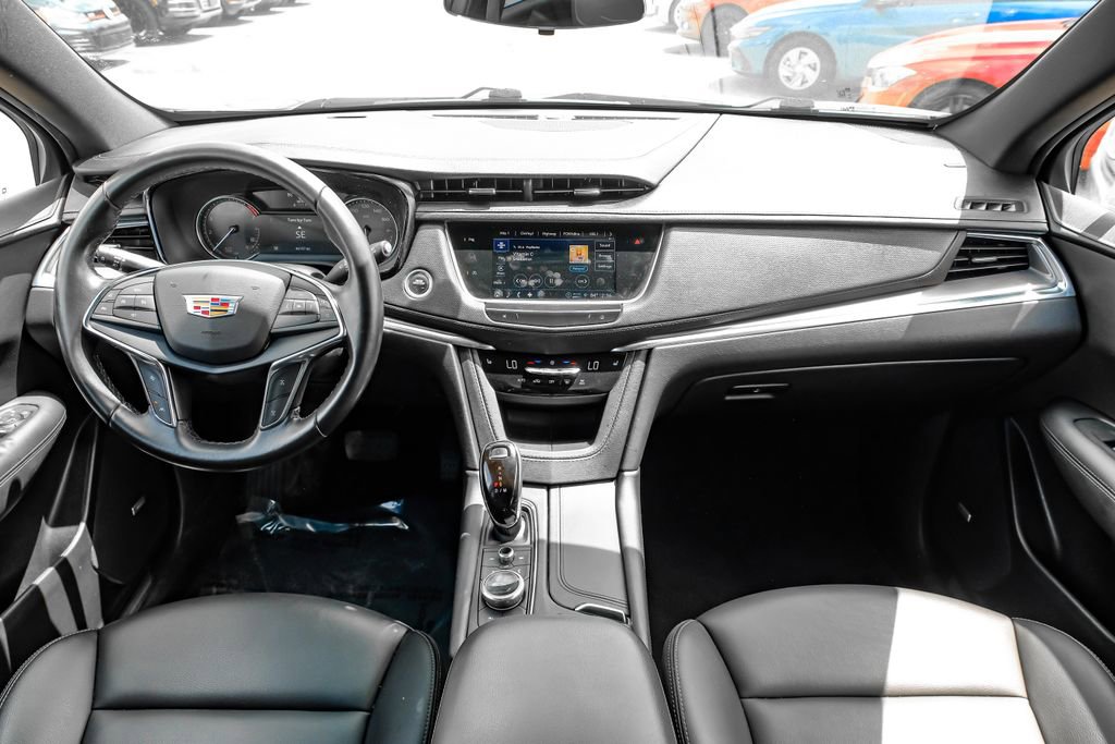 Used 2023 Cadillac XT5 Luxury FWD image 19