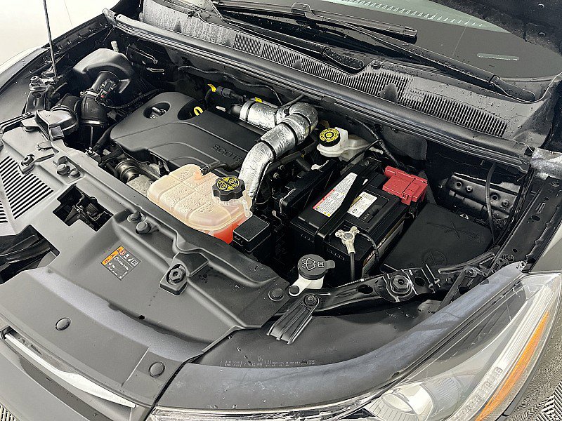 Used 2022 Chevrolet Trax LT w/ Midnight Edition image 26