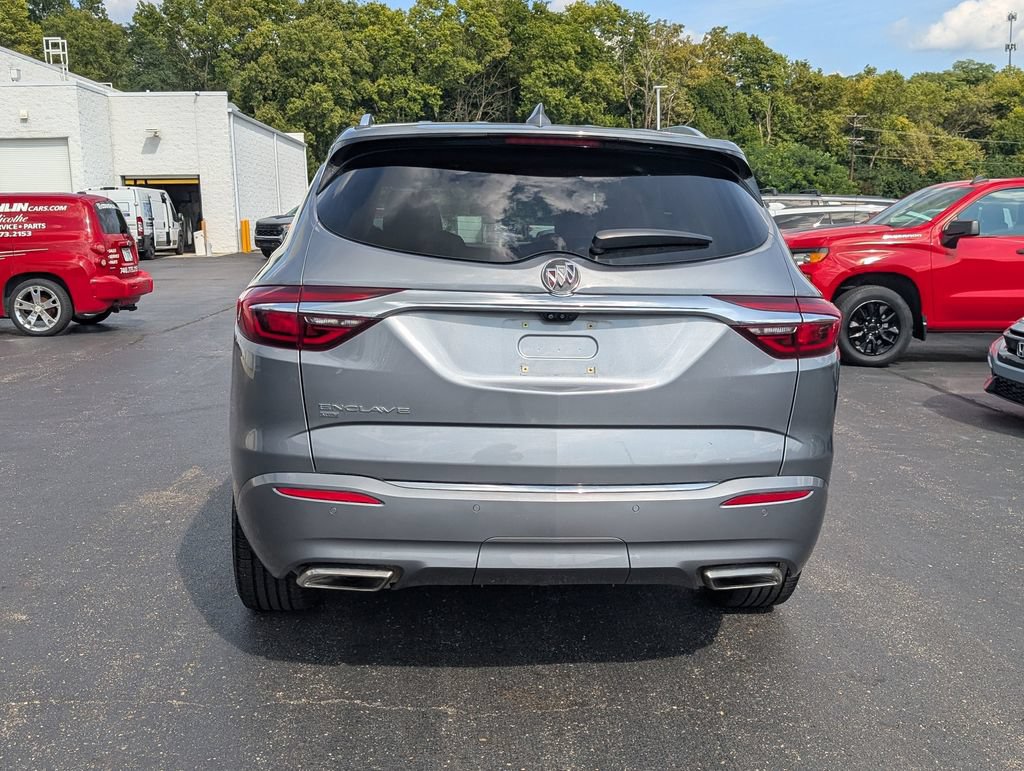 Used 2020 Buick Enclave Avenir w/ Avenir Technology Package AWD/4WD image 6