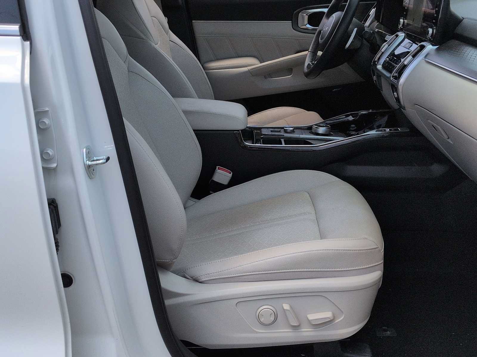 Used 2023 Kia Sorento SX Prestige AWD/4WD image 22
