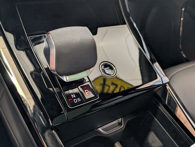 Used 2024 Land Rover Range Rover Sport Dynamic SE image 25