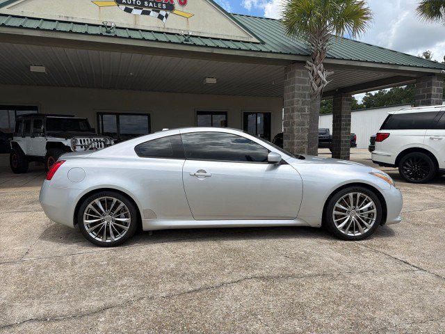 Used 2011 INFINITI G37 Journey w/ Premium Pkg RWD image 2