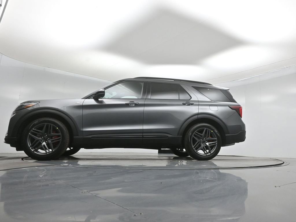 New 2026 Ford Explorer ST-Line RWD image 50