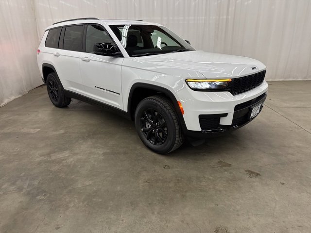 New 2025 Jeep Grand Cherokee L Altitude