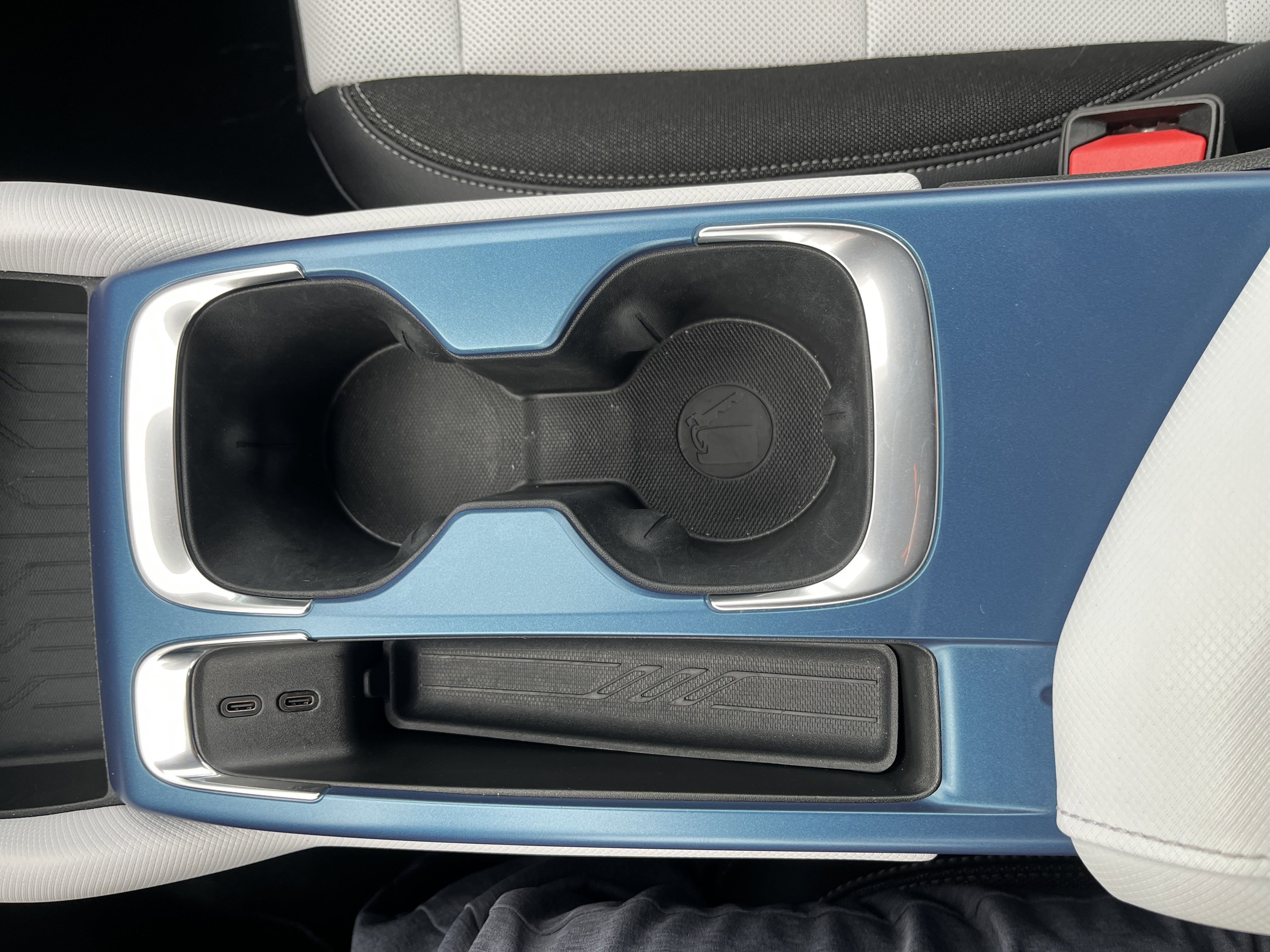 Used 2025 Chevrolet Equinox EV LT w/ Convenience Package image 29