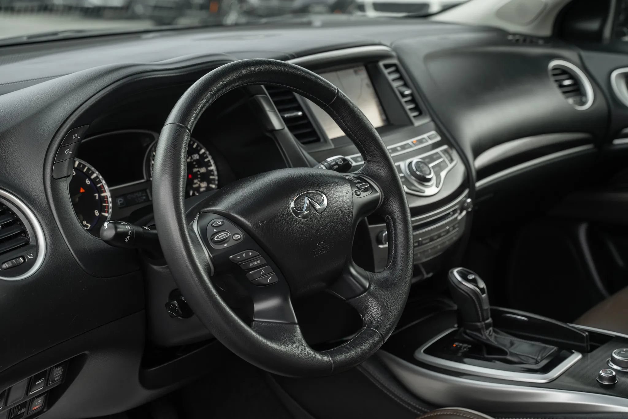 Used 2016 INFINITI QX60 Luxe w/ Premium Plus Package AWD/4WD image 17