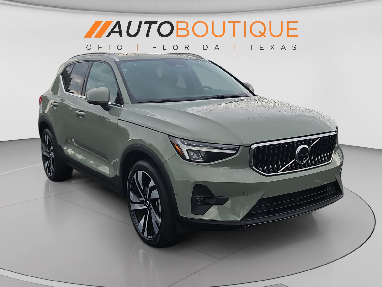 Used 2024 Volvo XC40 B5 Plus w/ Climate Package AWD/4WD image 7