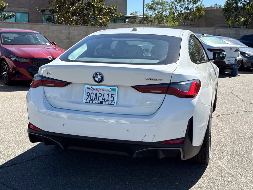 Certified 2023 BMW i4 eDrive35 RWD image 9