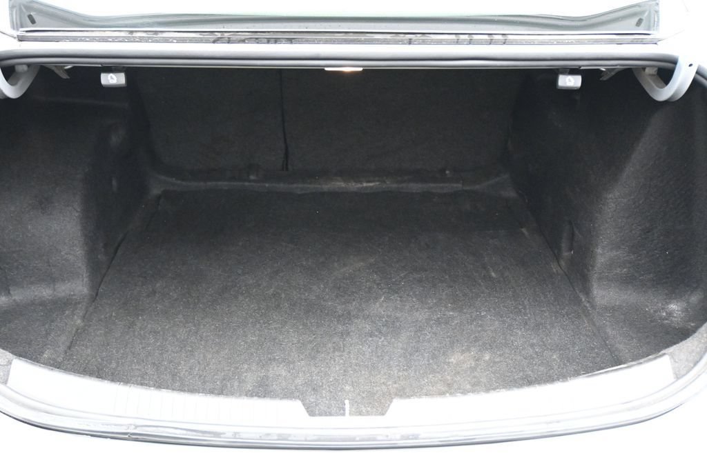Used 2019 Chevrolet Malibu LT FWD image 26