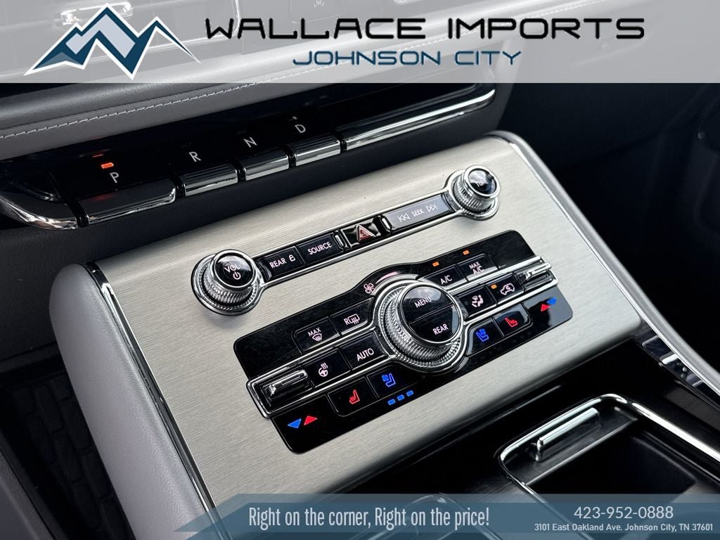 Used 2021 Lincoln Aviator Reserve w/ Equipment Group 201A AWD/4WD image 27