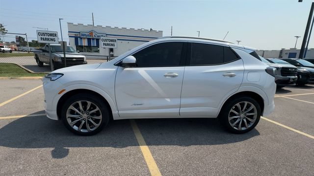 Used 2026 Buick Encore GX Avenir w/ Avenir Technology Package AWD/4WD image 5
