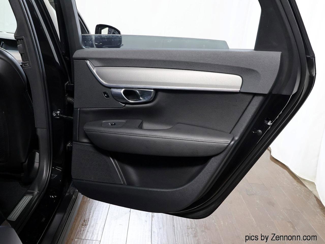 Used 2020 Volvo V90 T6 Cross Country w/ Protection Package Premier AWD/4WD image 29