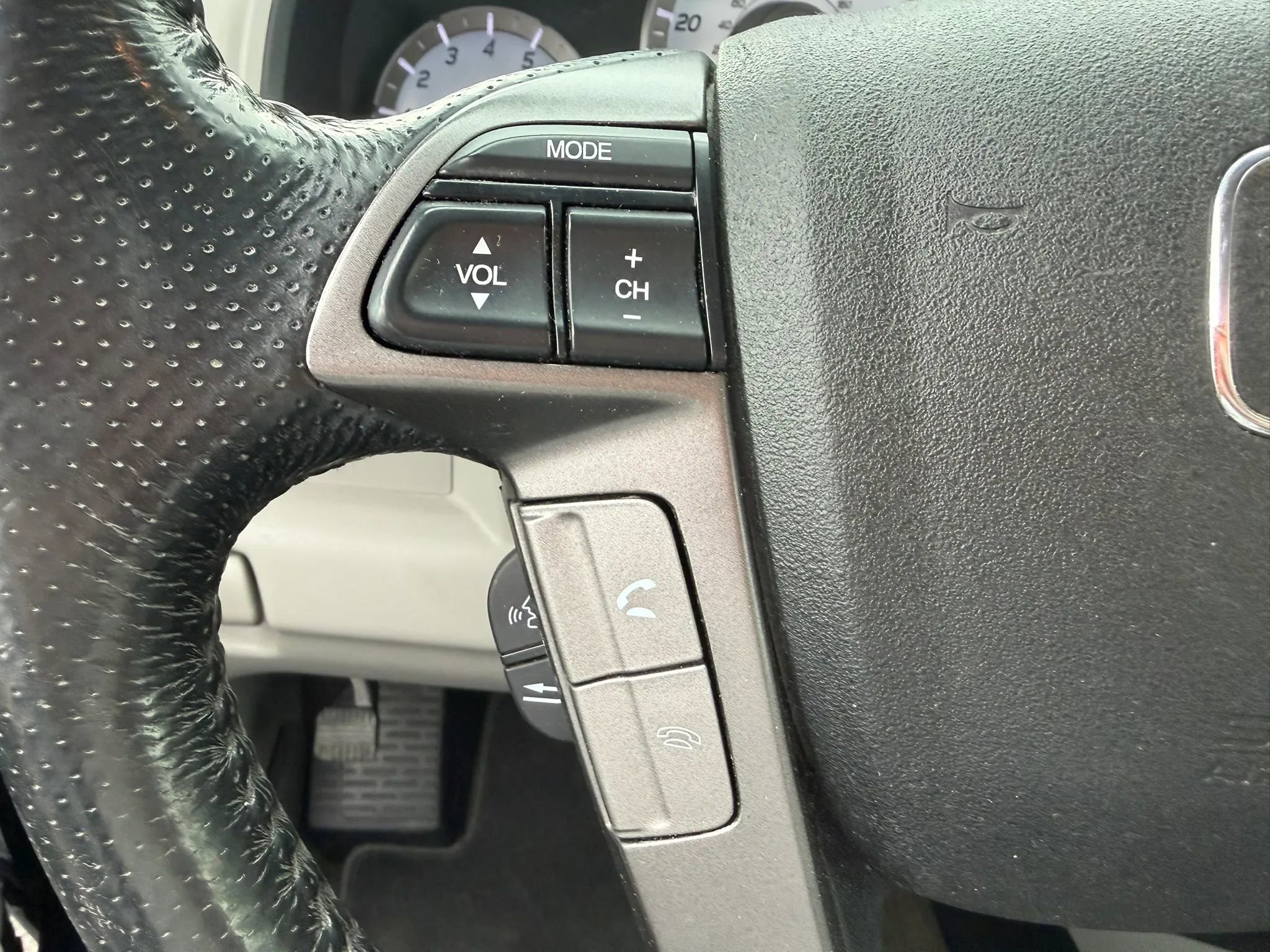 Used 2015 Honda Pilot Touring image 15