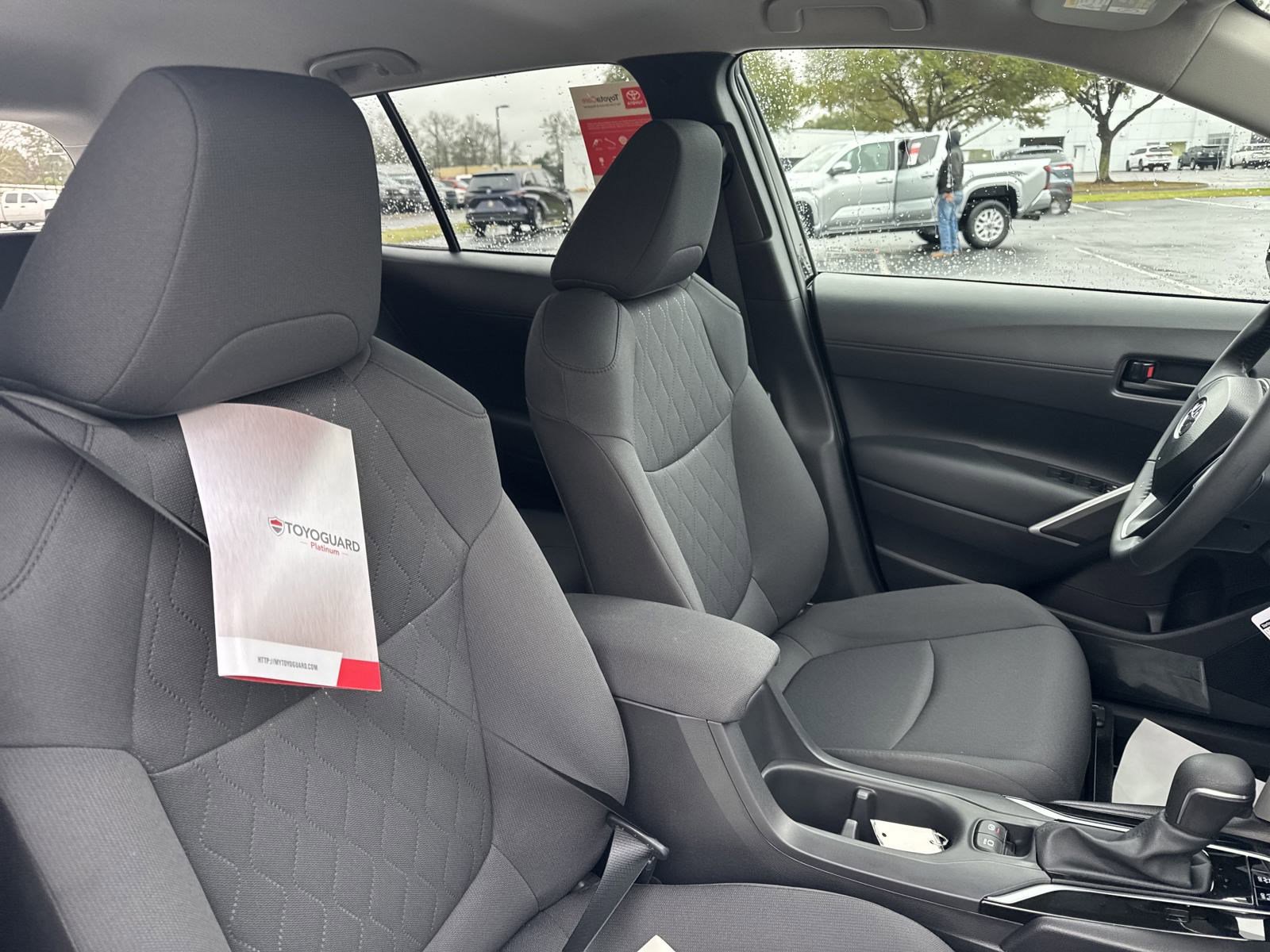 New 2025 Toyota Corolla Cross LE FWD image 32