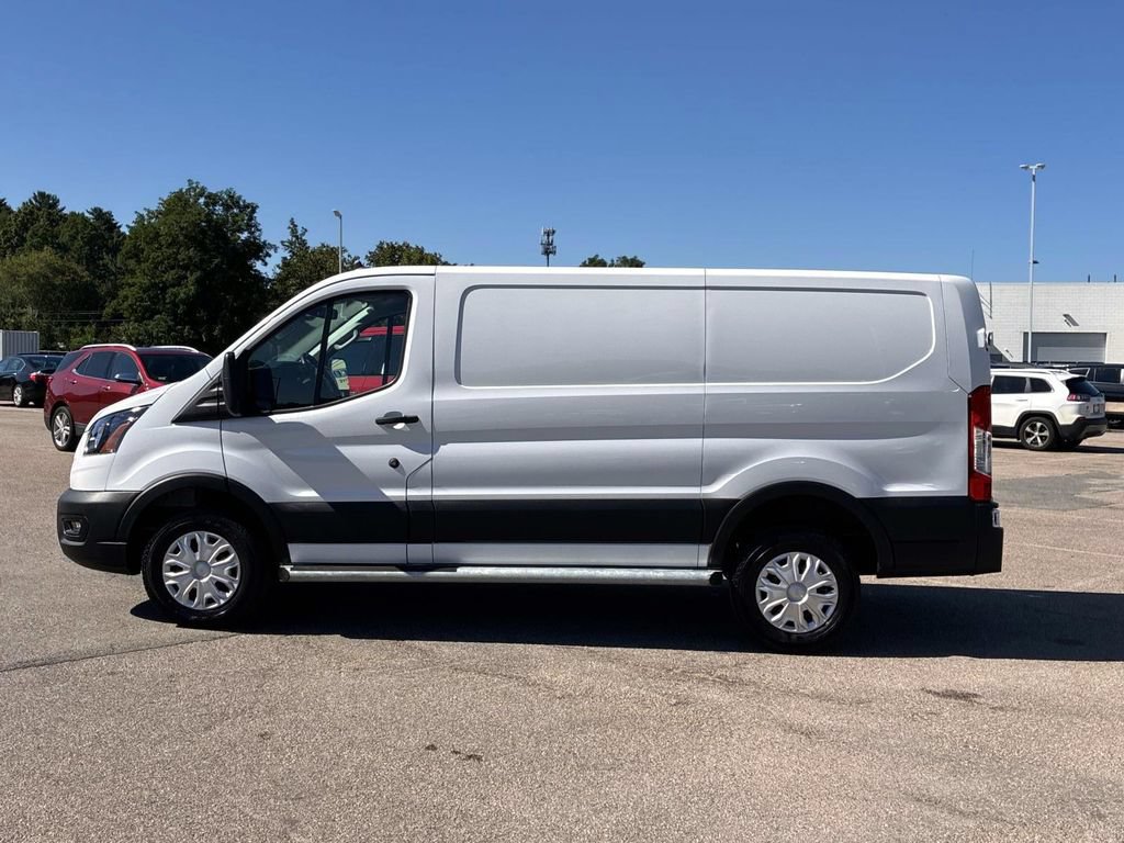 Used 2025 Ford Transit 250 Low Roof w/ Exterior Upgrade Package RWD image 4
