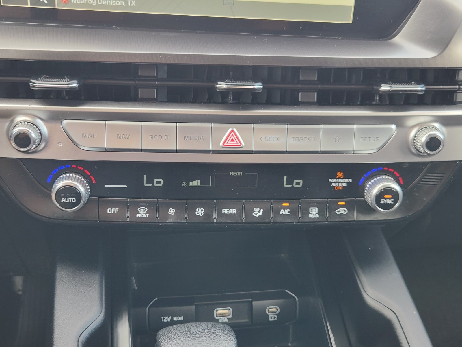 Used 2024 Kia Telluride LX FWD image 22