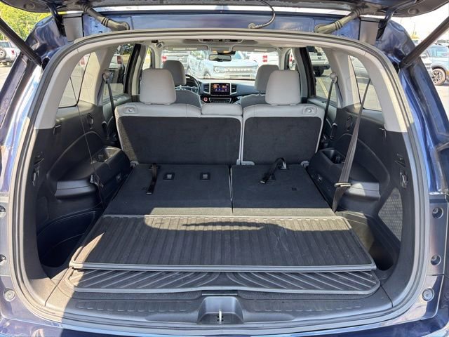 Used 2018 Honda Pilot Touring image 10