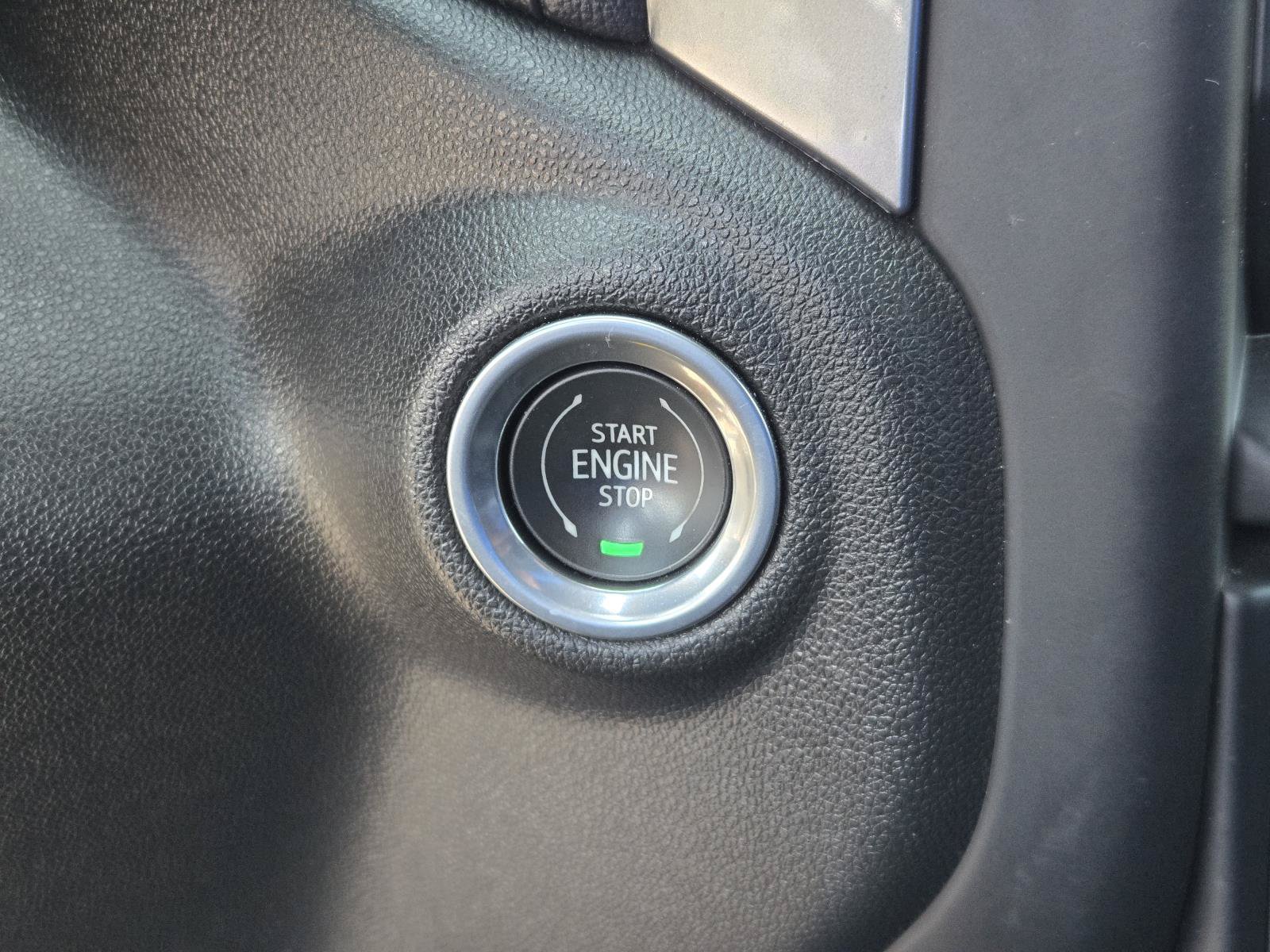 Used 2022 Chevrolet Silverado 1500 LT RWD image 11