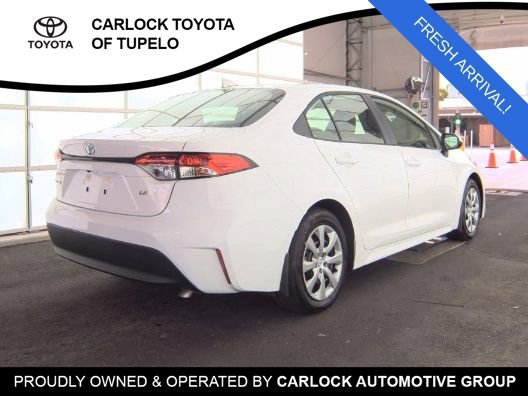 Used 2026 Toyota Corolla LE FWD image 4