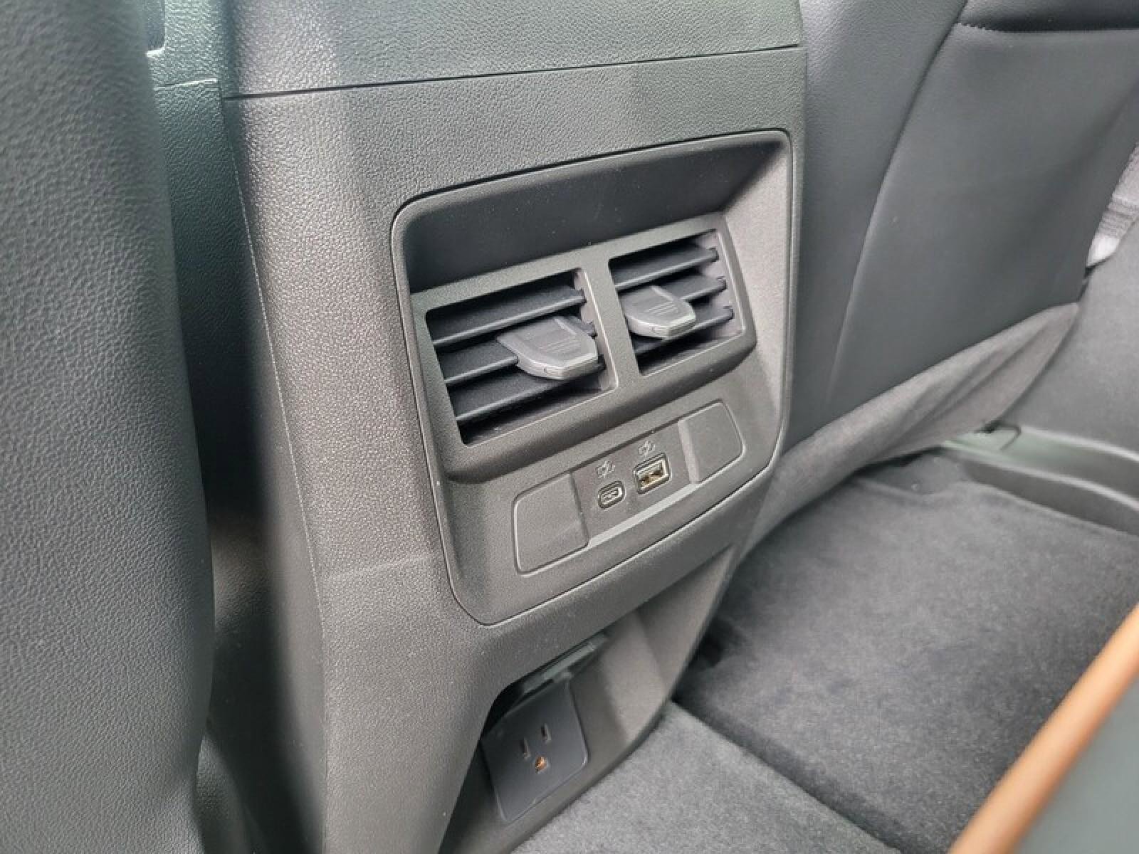 New 2026 GMC Canyon AT4 w/ AT4 Premium Package image 23