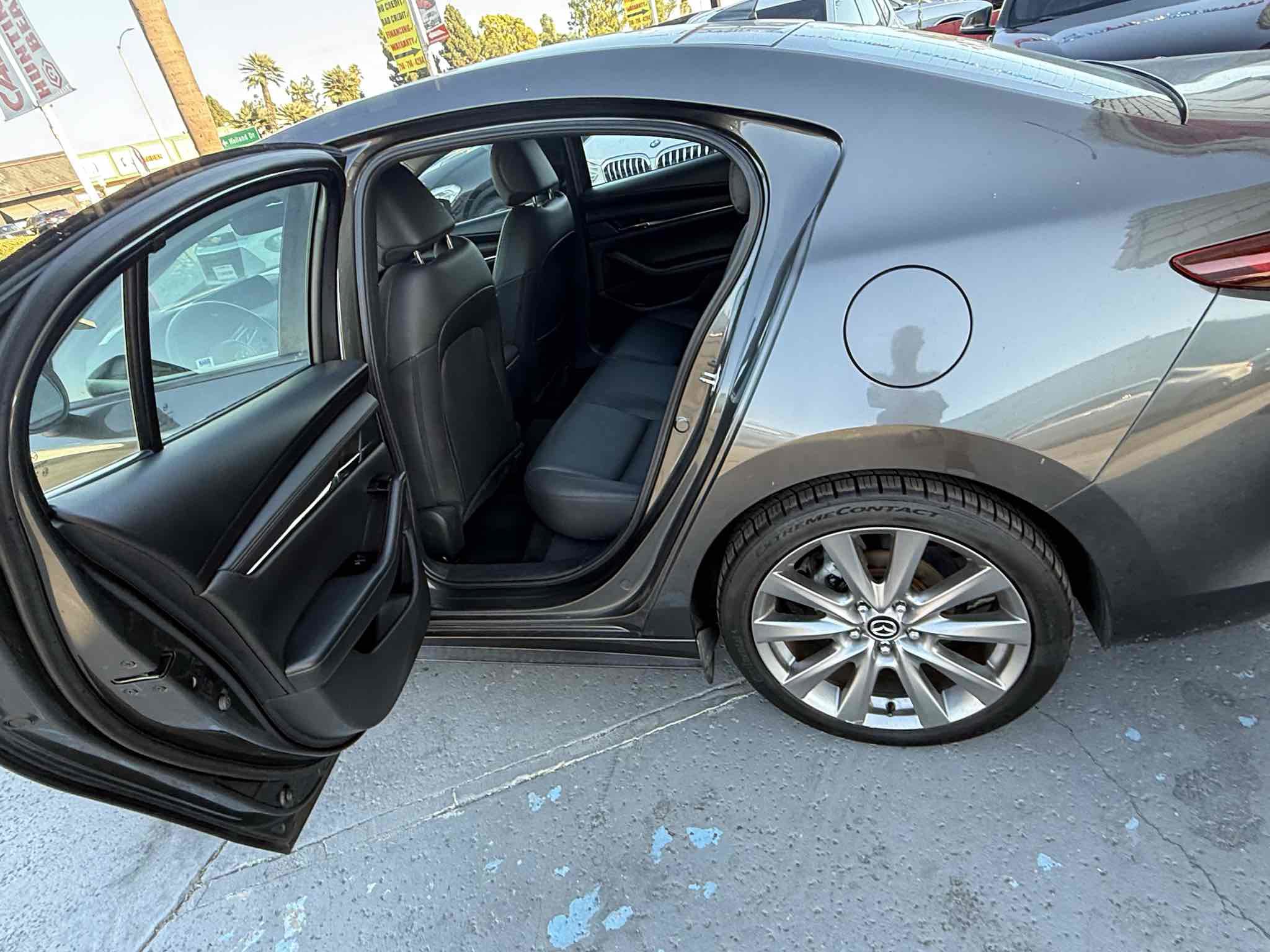Used 2019 MAZDA MAZDA3 Sedan w/ Preferred Package image 73