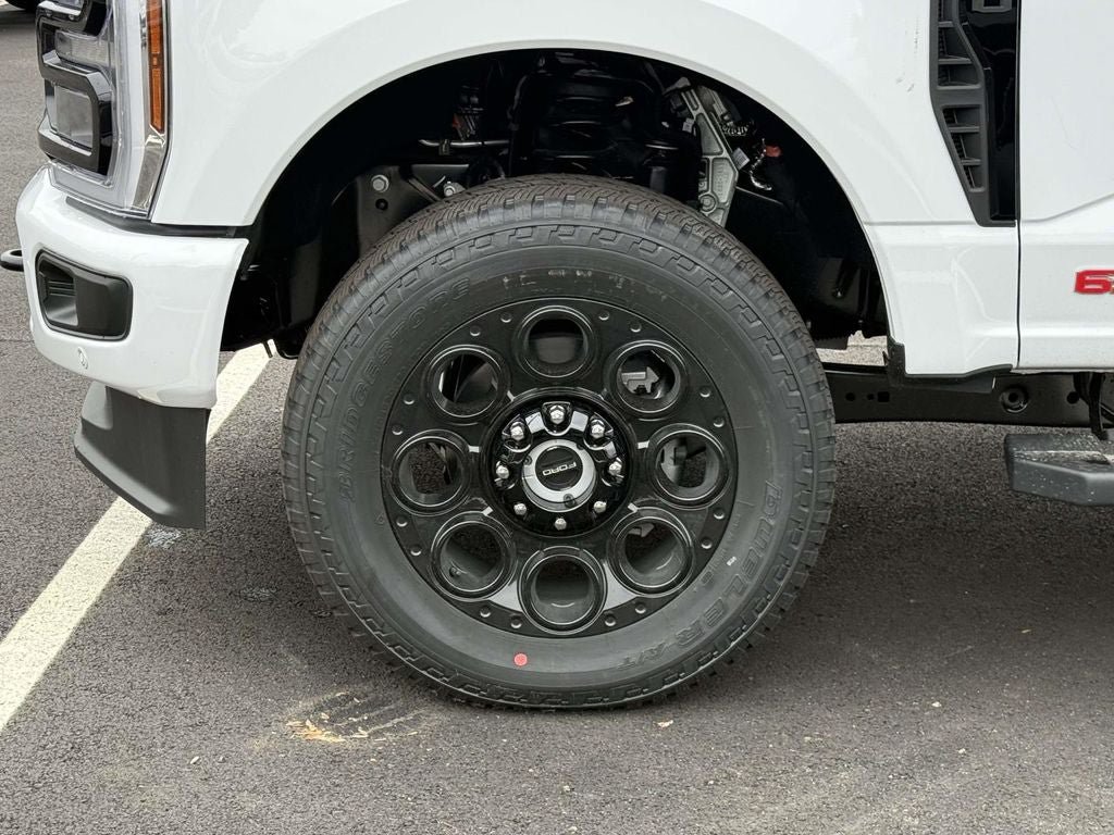 New 2026 Ford F250 Lariat w/ Black Appearance Package AWD/4WD image 7