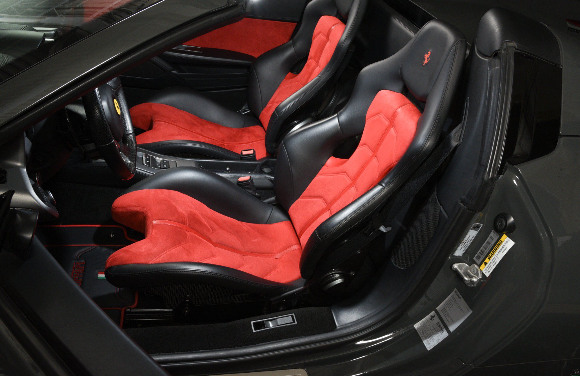 Used 2014 Ferrari 458 Spider RWD image 8