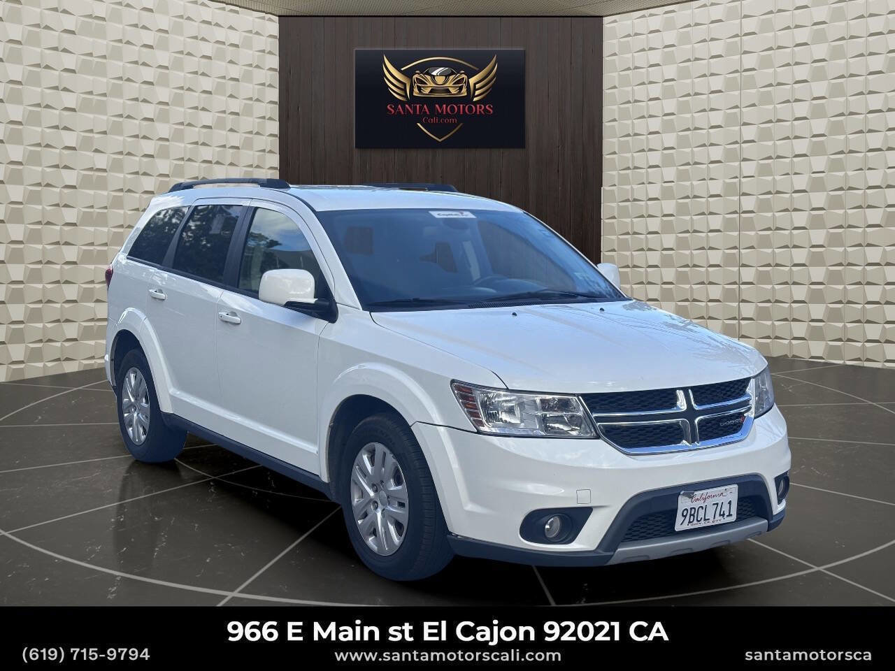 Used 2019 Dodge Journey SE w/ Connectivity Group image 2