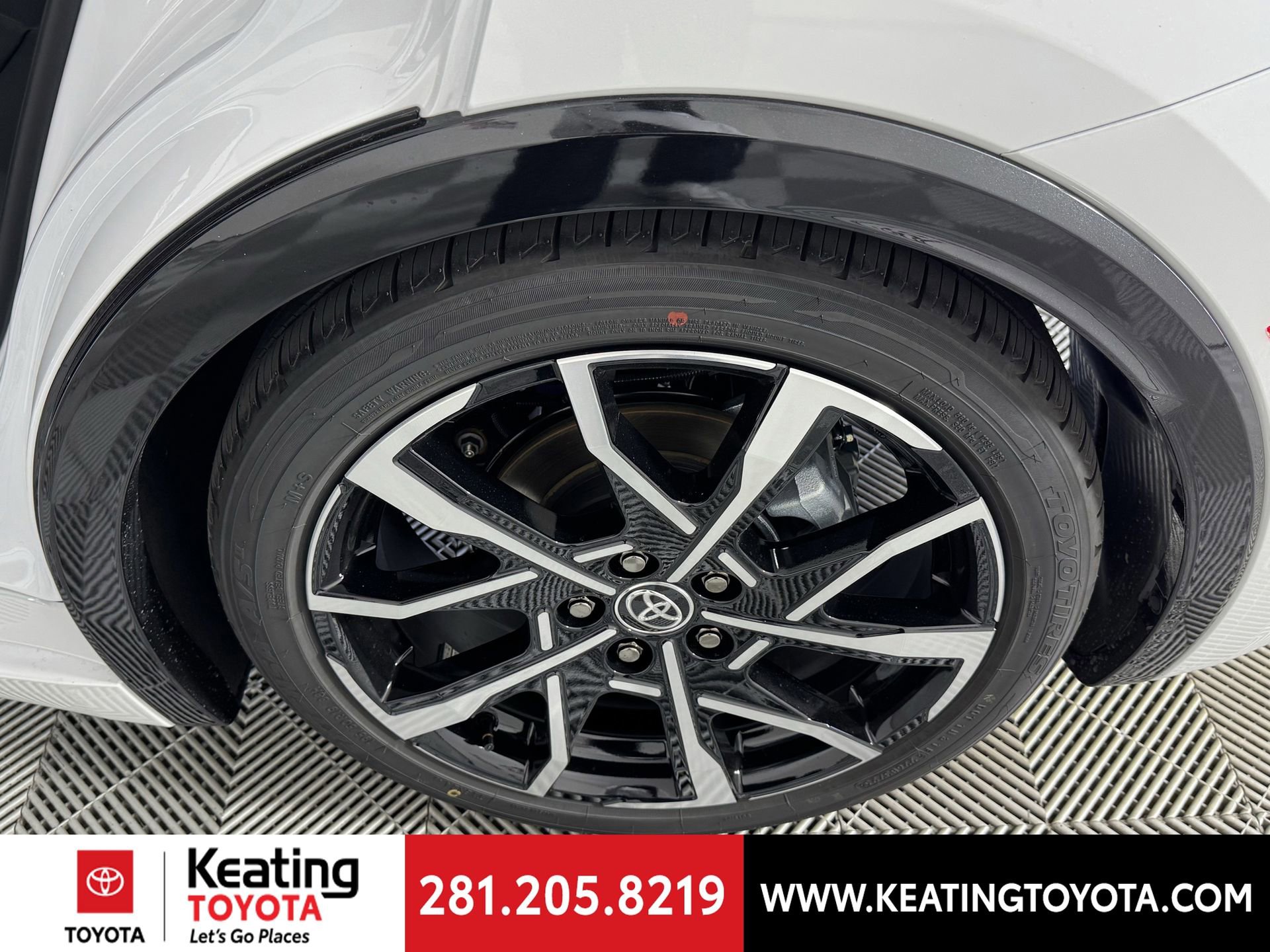 New 2026 Toyota Prius Plug-In Hybrid image 15