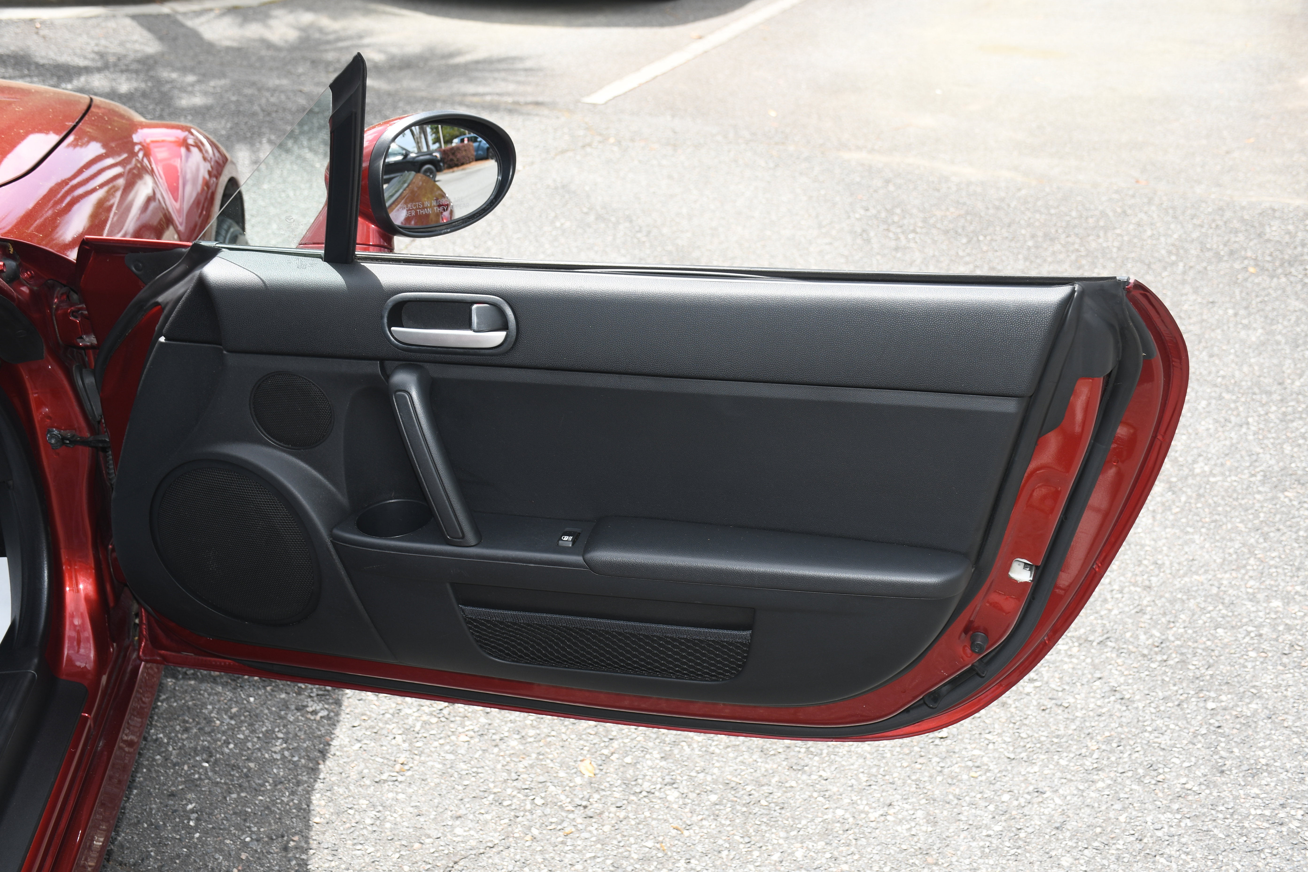 Used 2009 MAZDA MX-5 Miata Sport RWD image 16
