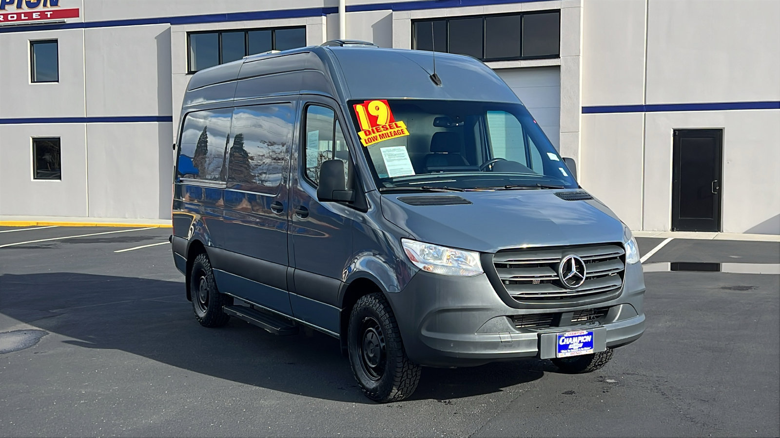 Used 2019 Mercedes-Benz Sprinter 144 image 3
