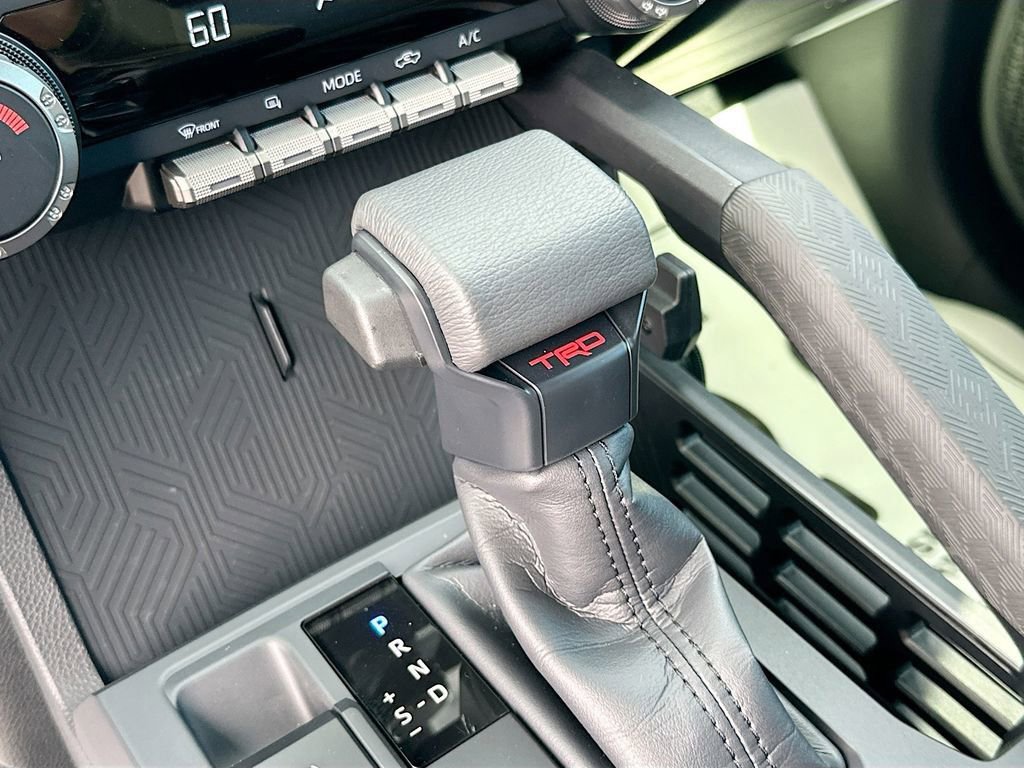 Used 2025 Toyota Tacoma TRD Off-Road image 17