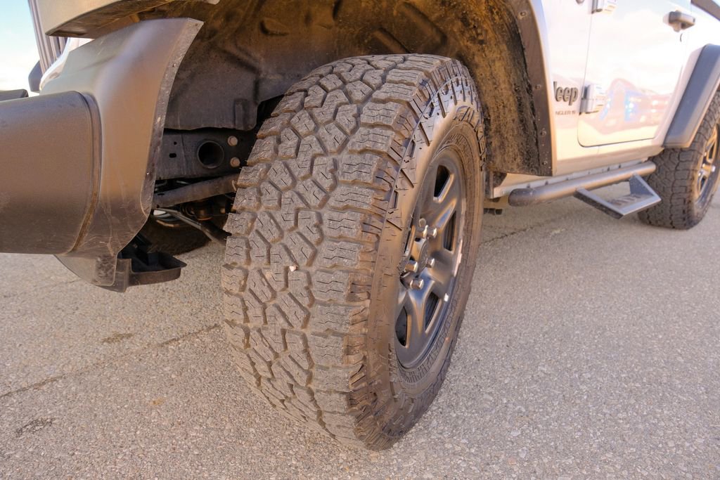 Used 2024 Jeep Wrangler Sport image 30