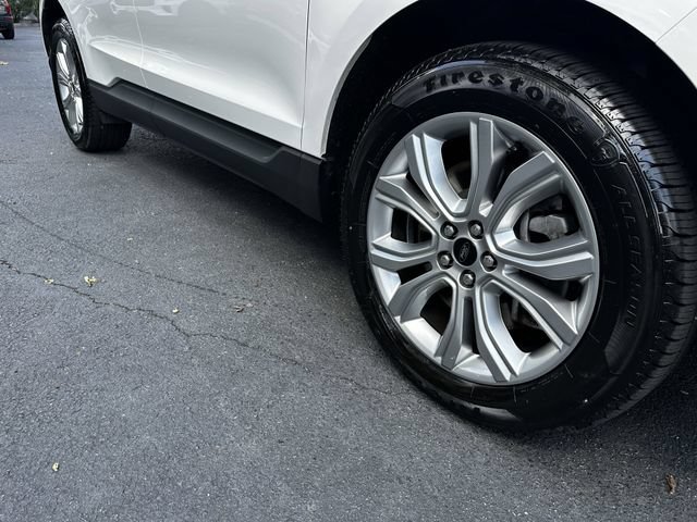 Certified 2023 Ford Edge Titanium AWD/4WD image 11