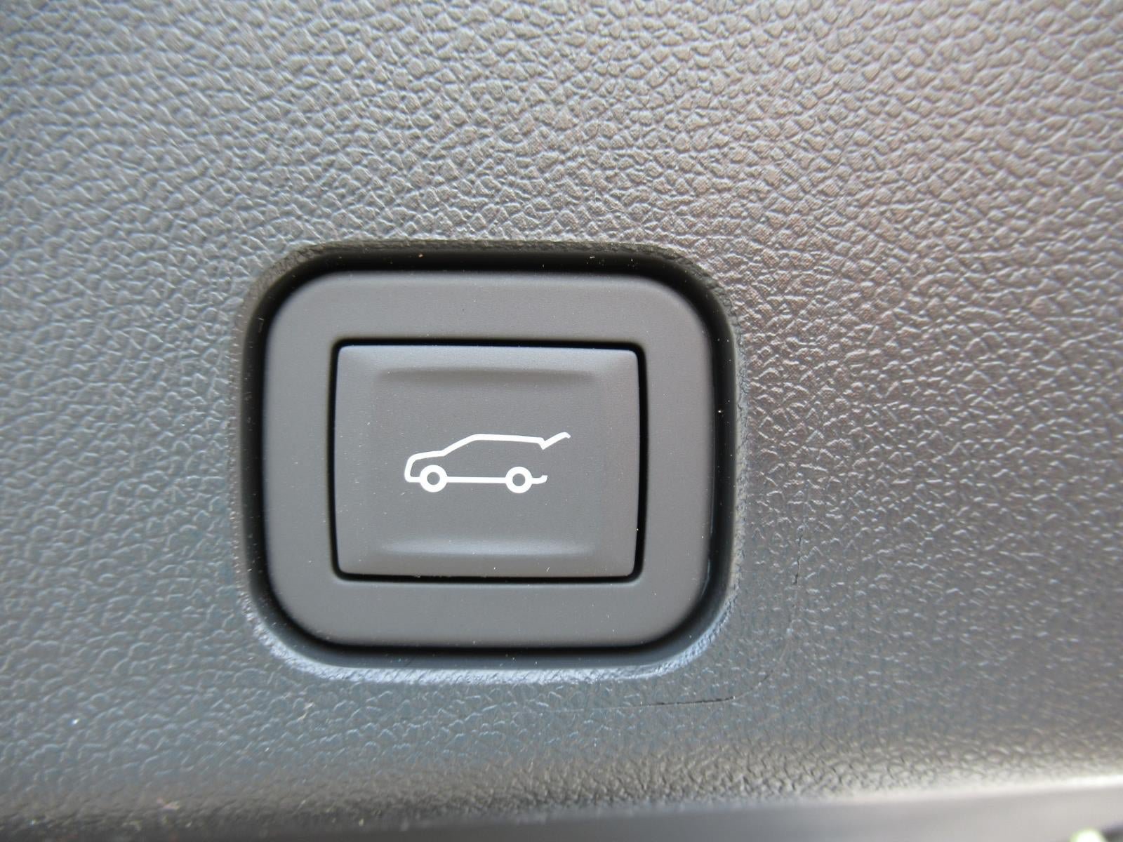 New 2026 Chevrolet Traverse Z71 w/ Enhanced Driving Package AWD/4WD image 37