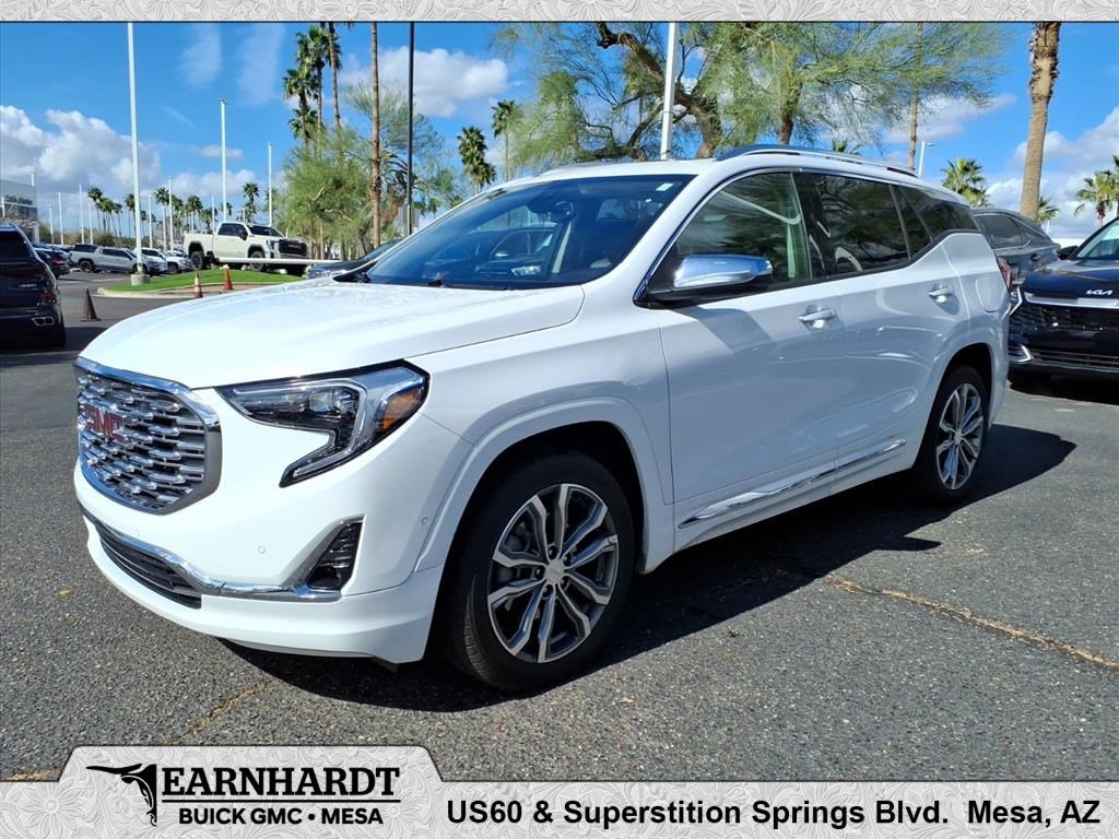 Used 2020 GMC Terrain Denali w/ Denali Premium Package image 1