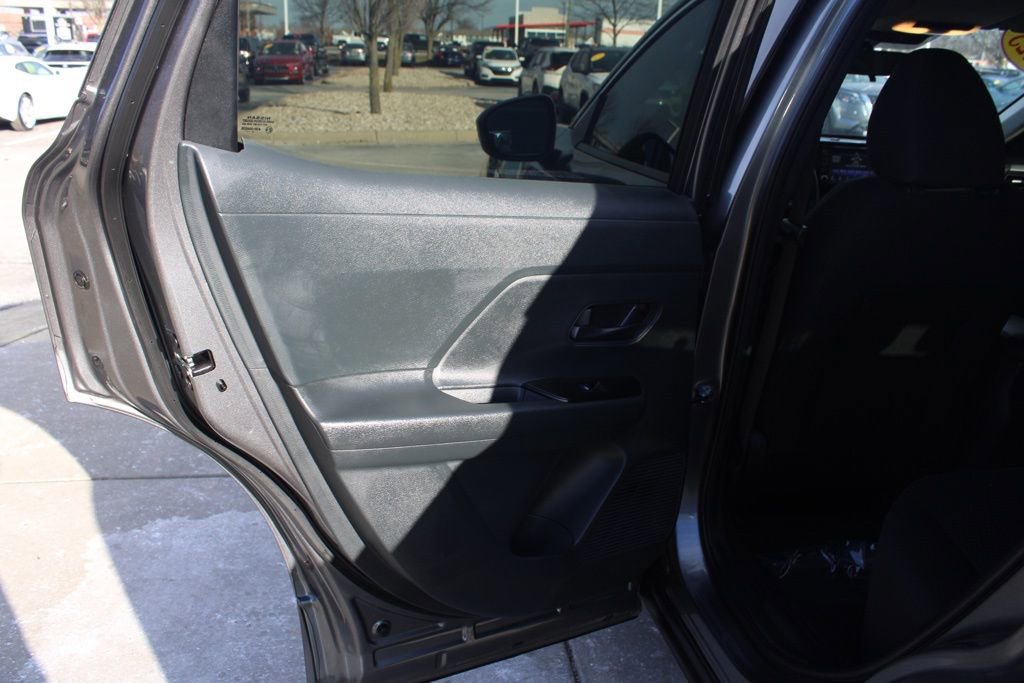 Used 2025 Nissan Kicks S image 24