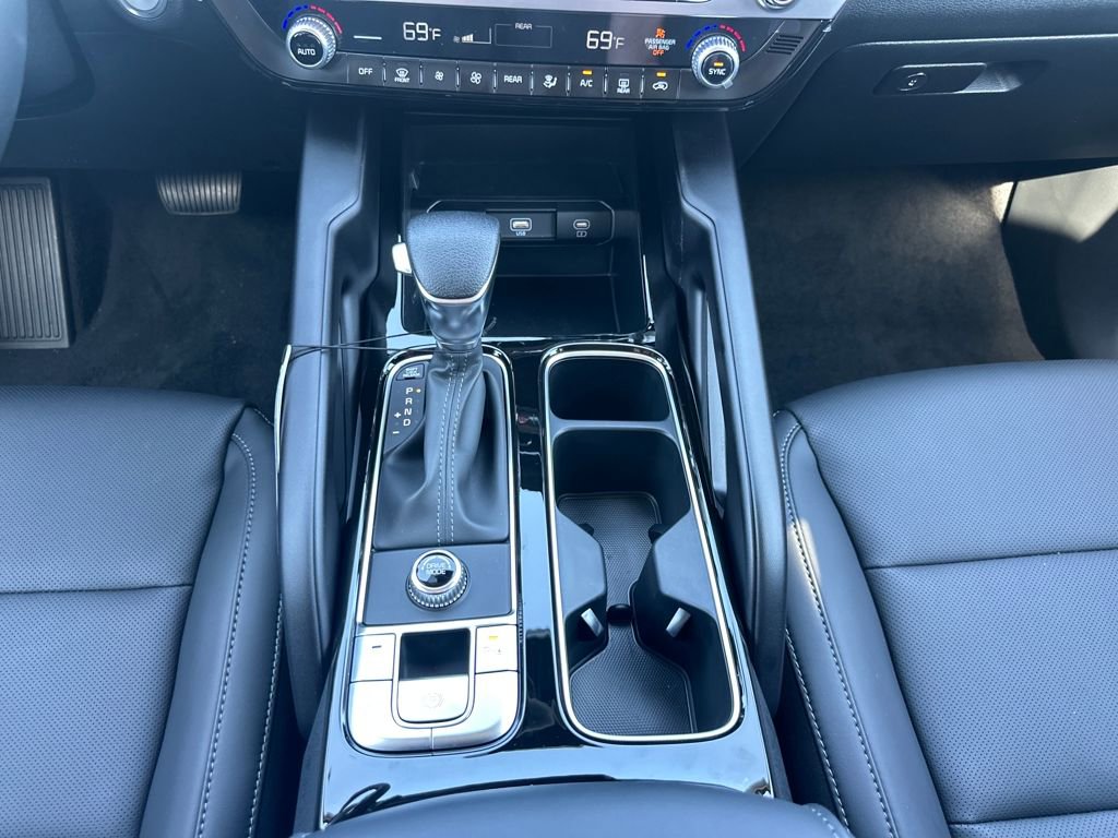 New 2025 Kia Telluride LX image 28