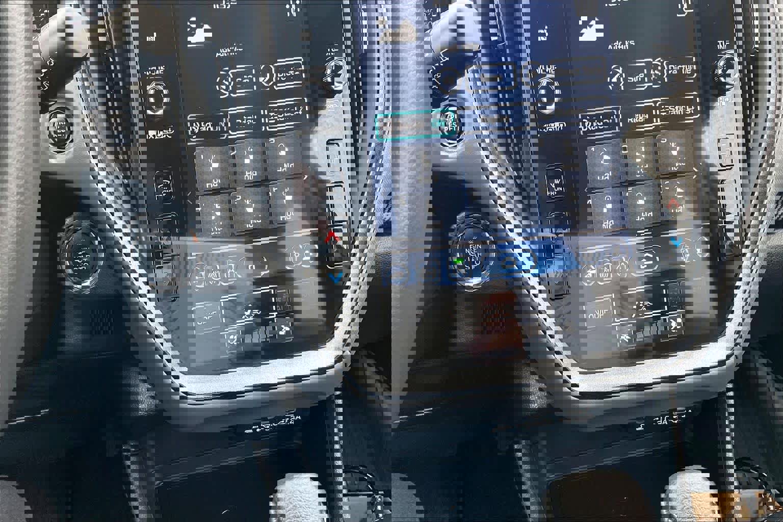 Used 2024 Subaru Crosstrek 2.5i Limited image 32