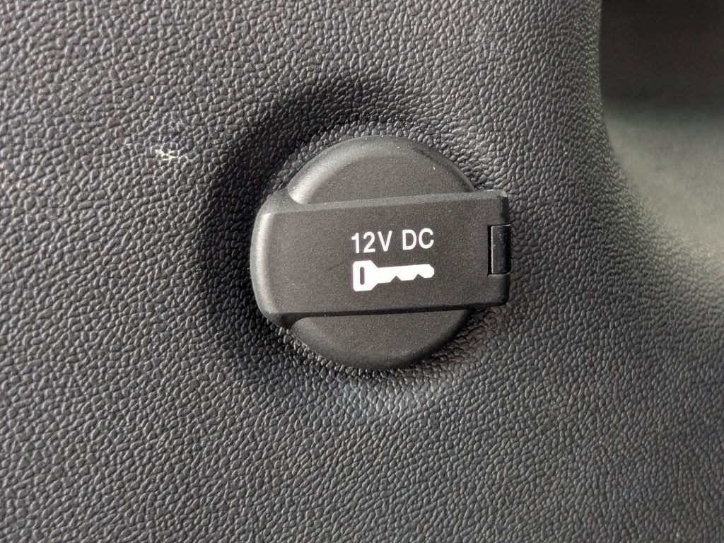 Used 2020 Dodge Journey SE w/ SE Popular Equipment Group image 14