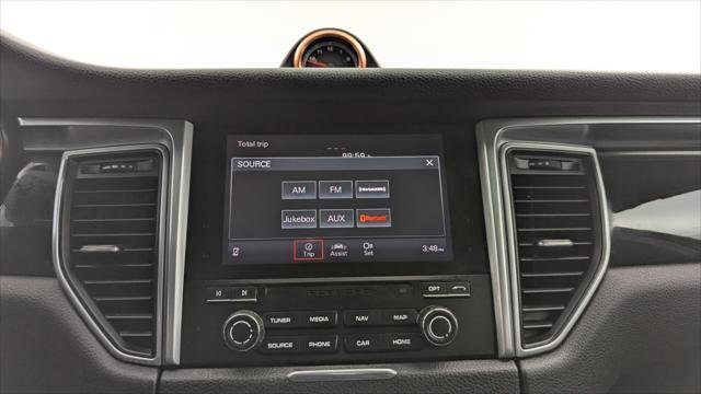 Used 2018 Porsche Macan Sport Edition image 31