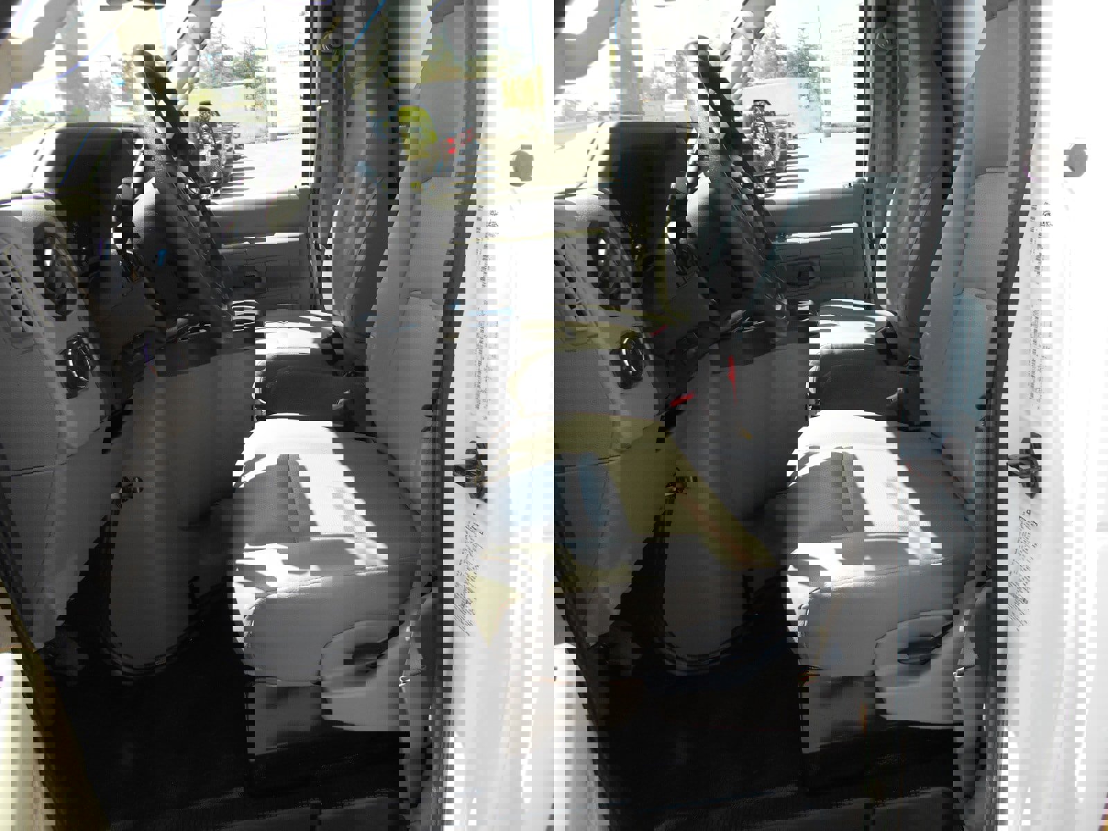 Used 2024 Ford E-350 and Econoline 350 Super Duty w/ Driver's Safety Package image 2