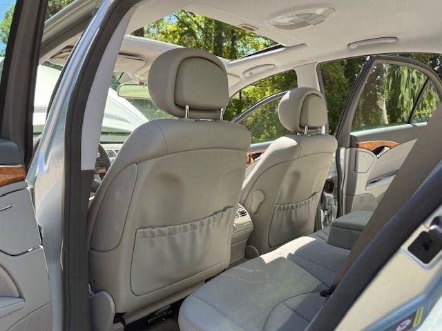 Used 2007 Mercedes-Benz E 350 Sedan image 35