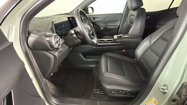 Used 2025 Chevrolet Equinox LT w/ Convenience Package II AWD/4WD image 12