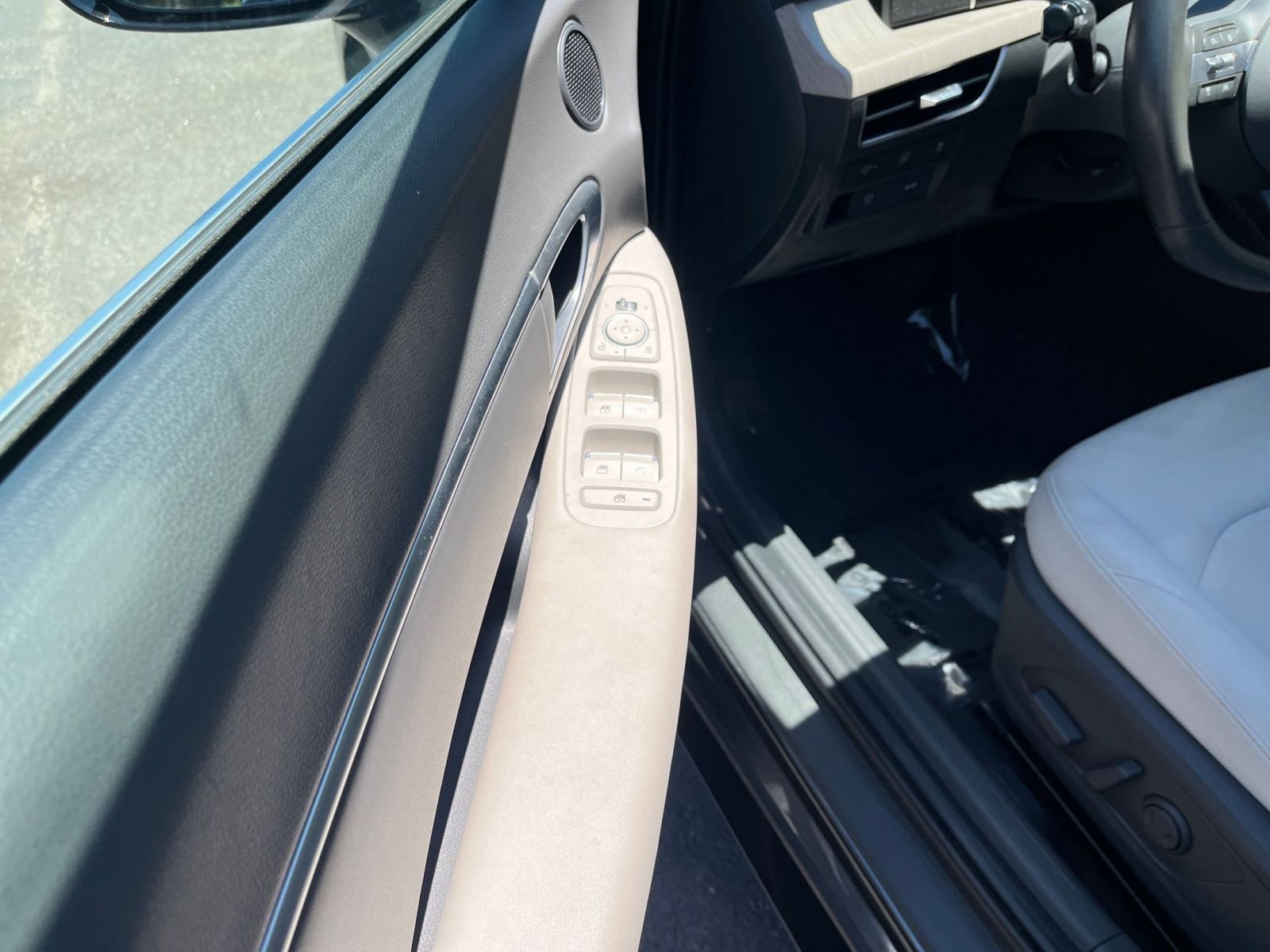 Used 2025 Hyundai Sonata SEL FWD image 18