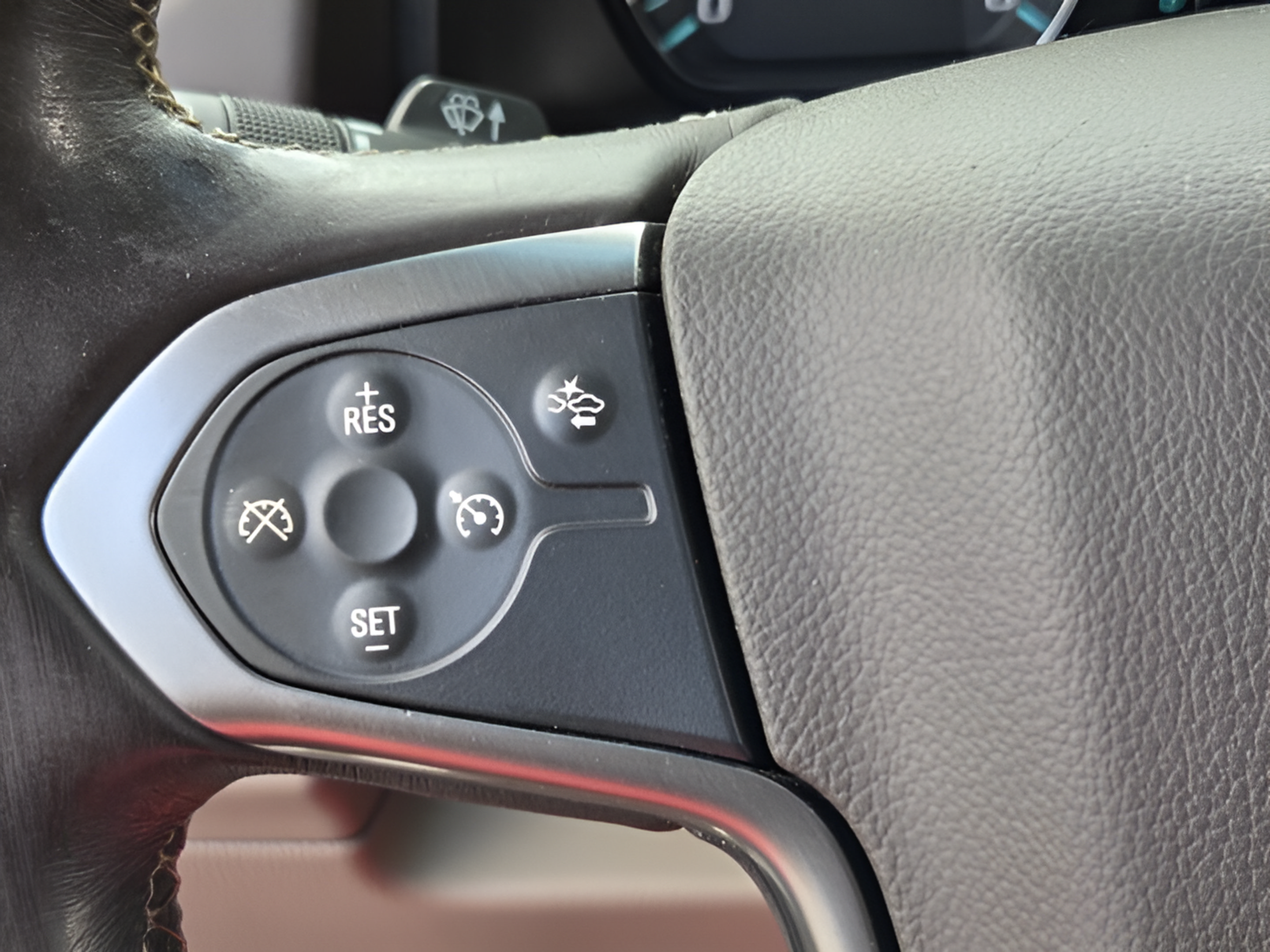 Used 2016 Chevrolet Tahoe LT RWD image 24