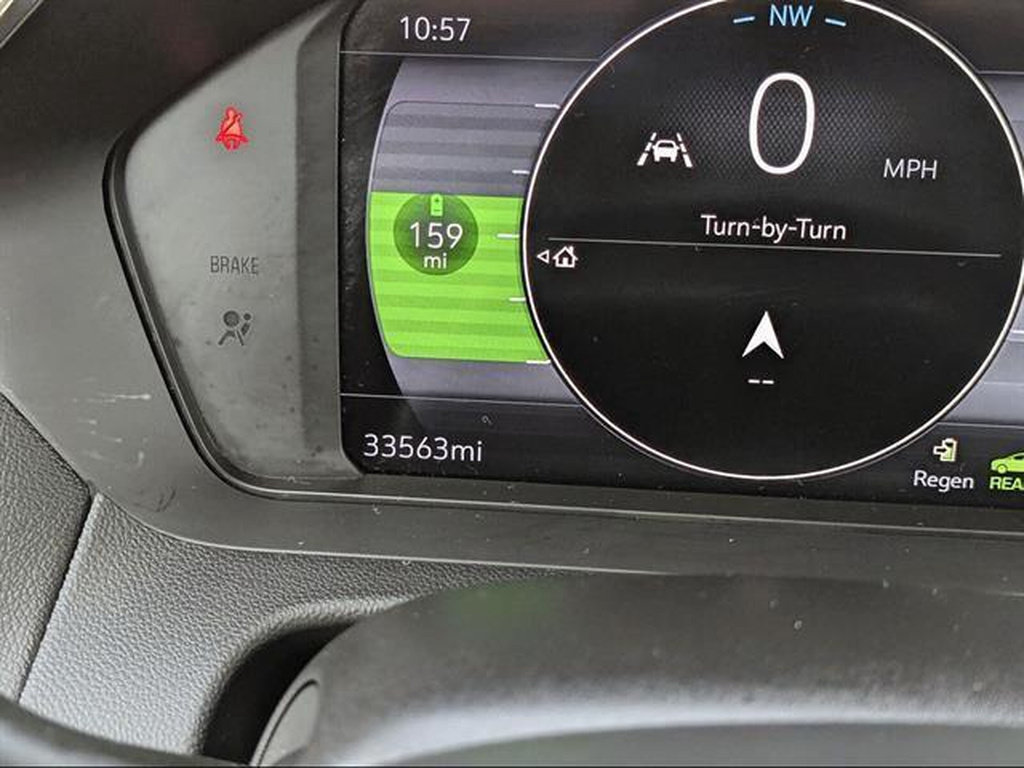 Certified 2023 Chevrolet Bolt EUV LT FWD image 25