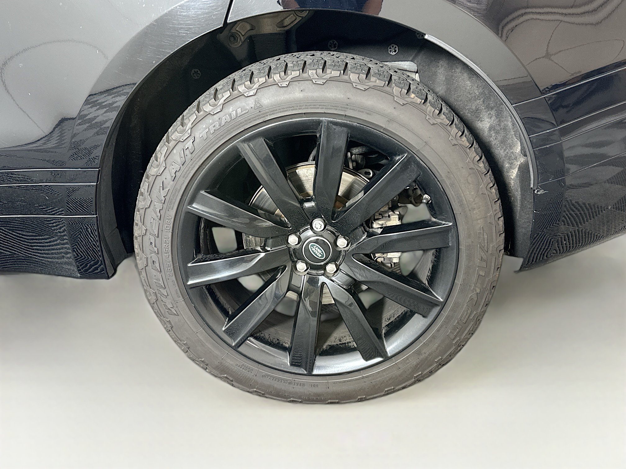Used 2020 Land Rover Range Rover Velar R-Dynamic S AWD/4WD image 11
