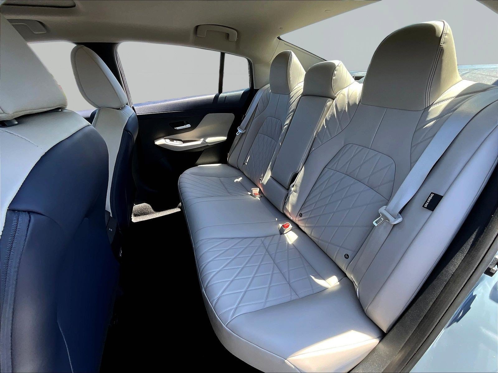 New 2026 Nissan Sentra SL w/ Floor Mat Package FWD image 18